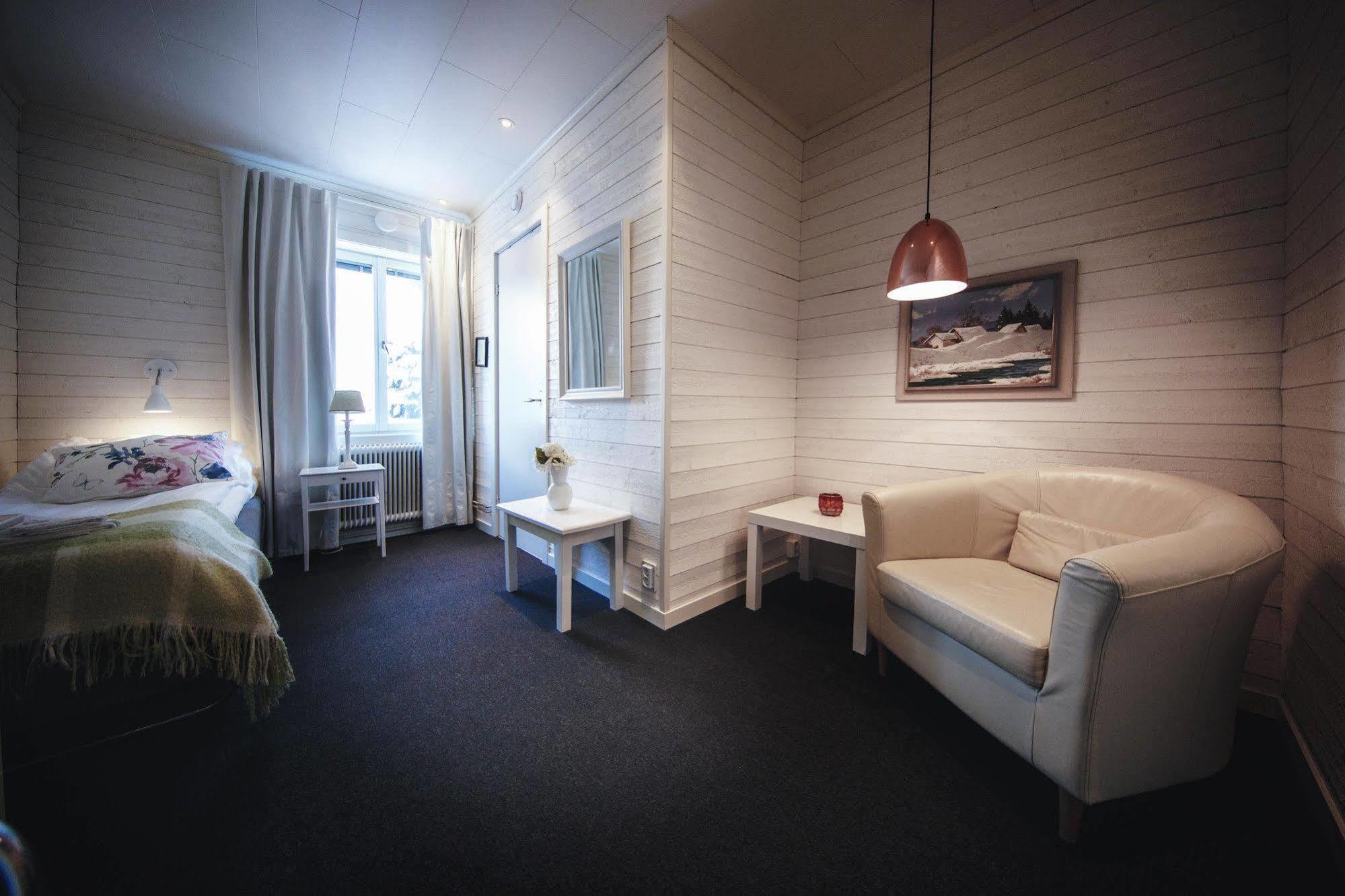 Hotell Pilen Umeå Zewnętrze zdjęcie